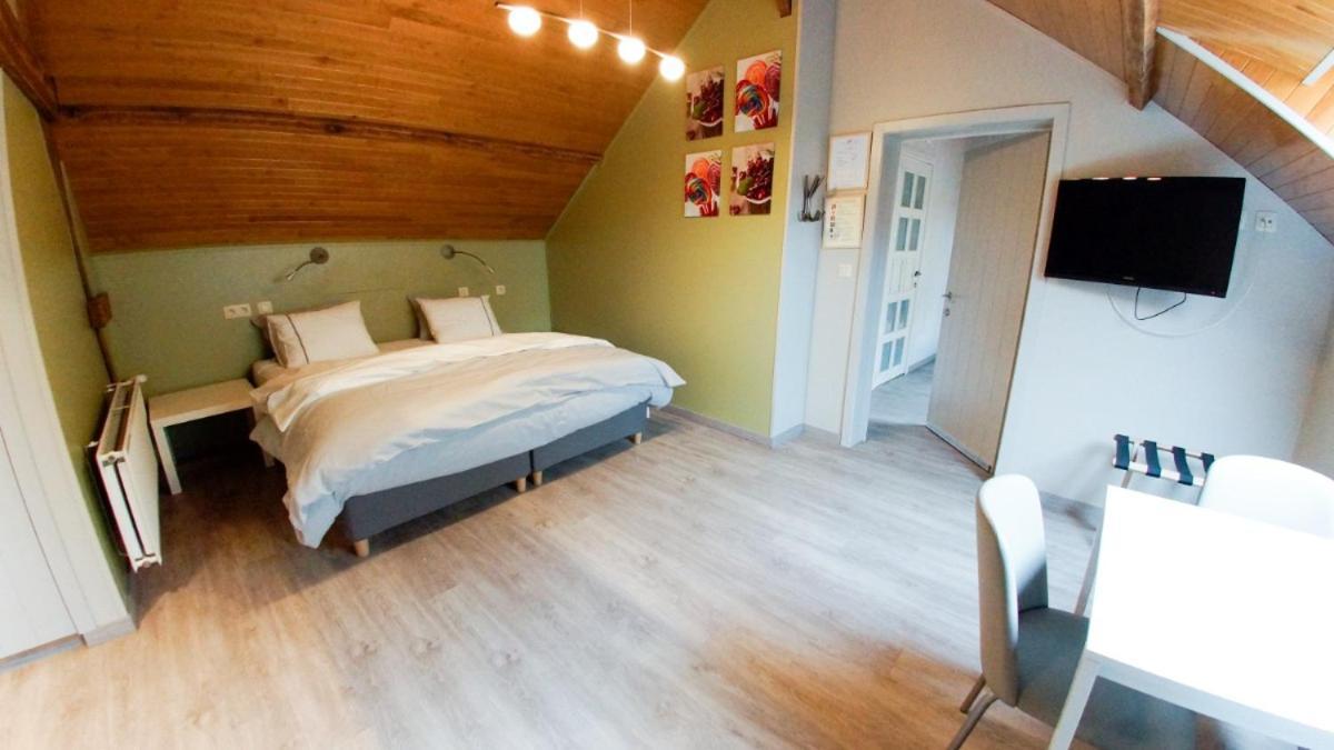 B&B Ter Gracht Wevelgem Buitenkant foto